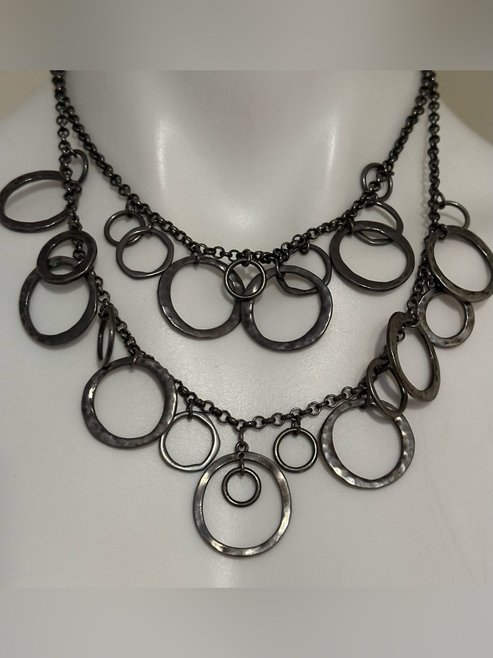 EXPRESS Gunmetal Casual Large Small Multi-Open Circle Layered 2 Stands Necklace